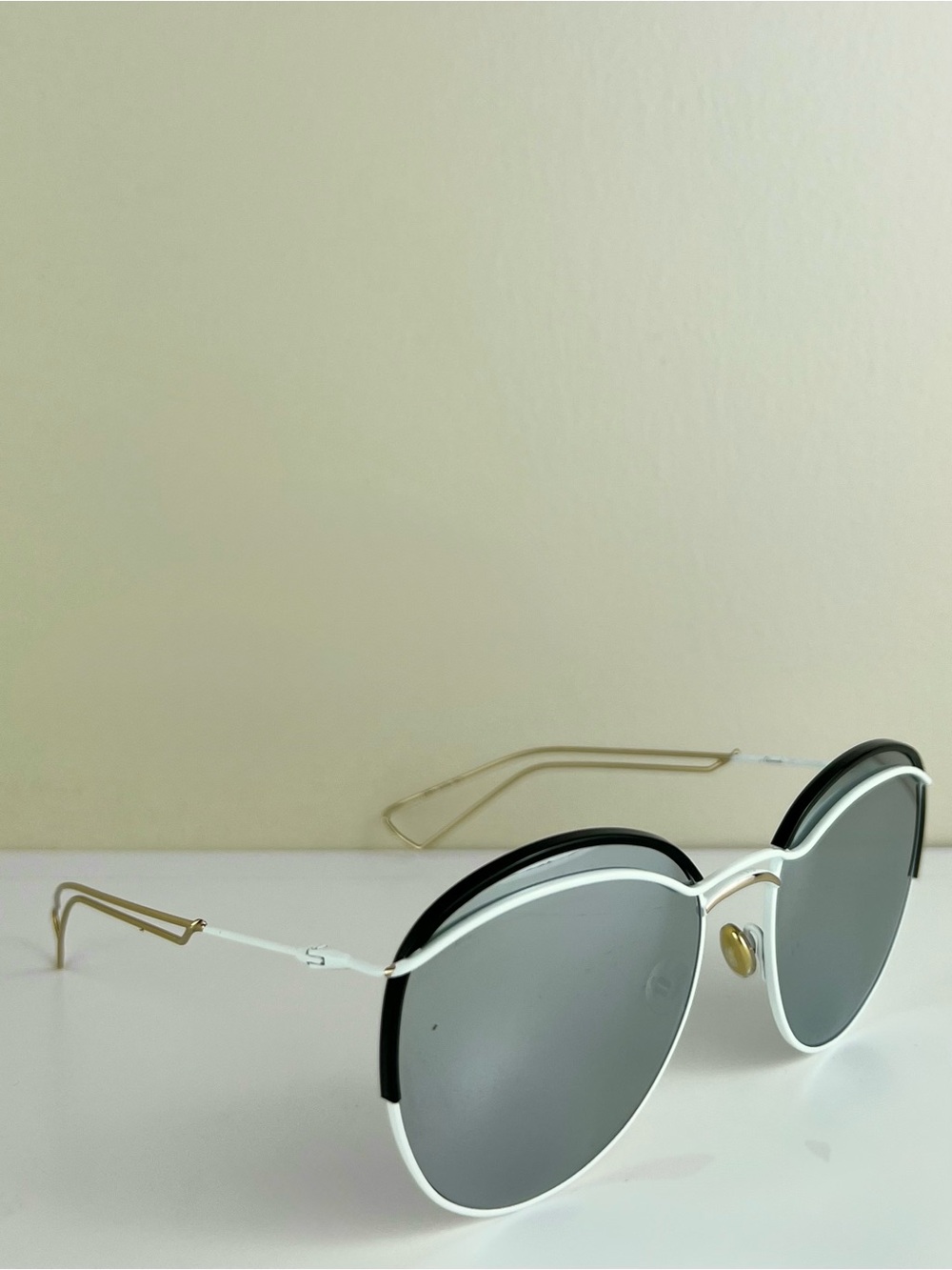 DIOR MIRRORED ROUND SUNGLASSES - Picture 9 of 12